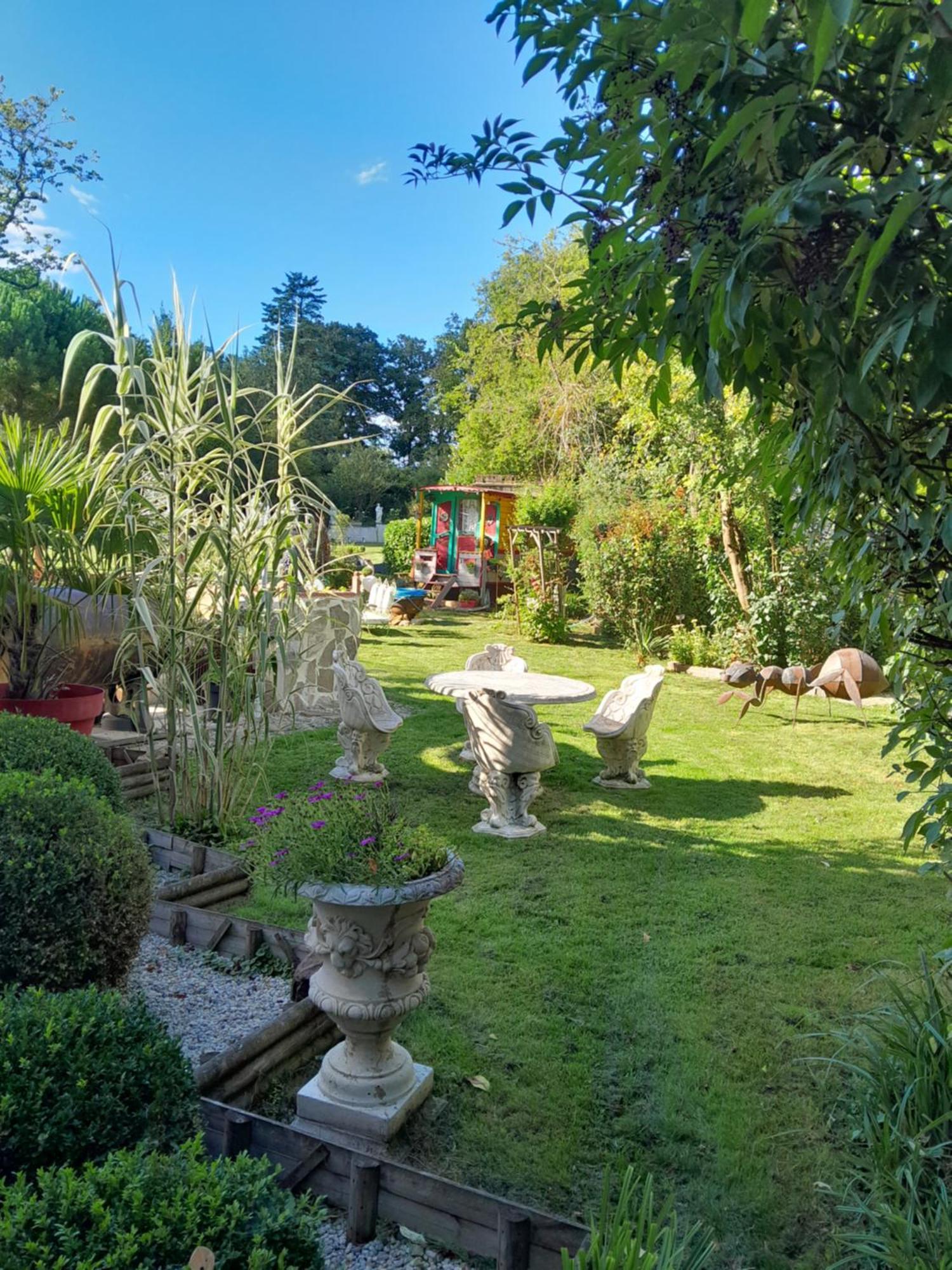 Le Madrigal Bed & Breakfast Mamers Exterior photo