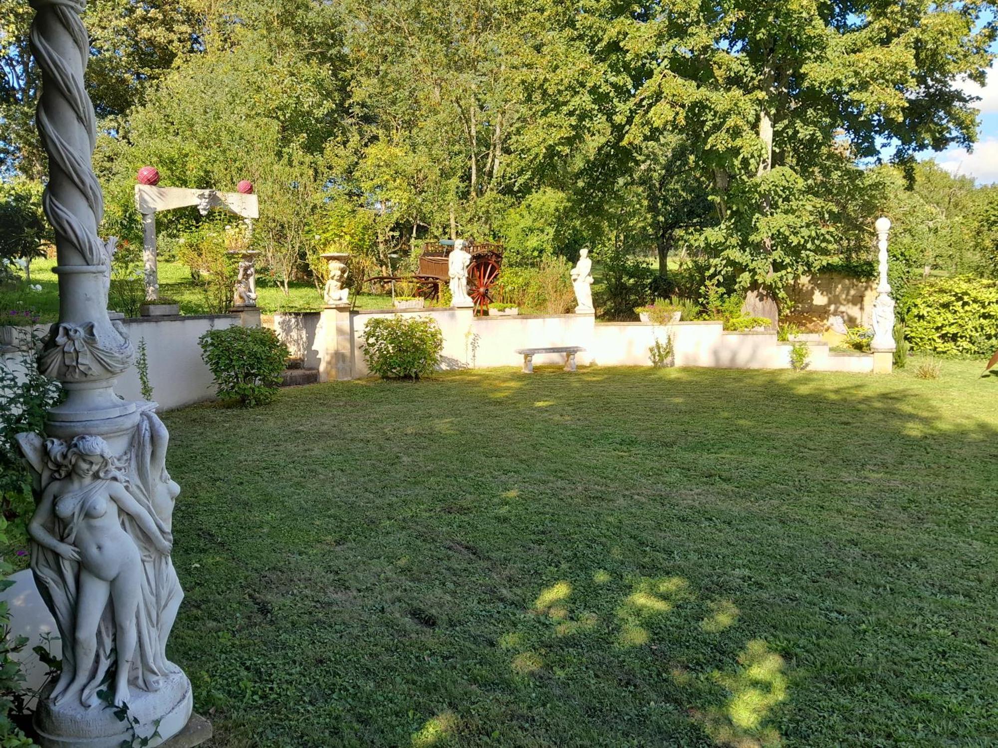 Le Madrigal Bed & Breakfast Mamers Exterior photo
